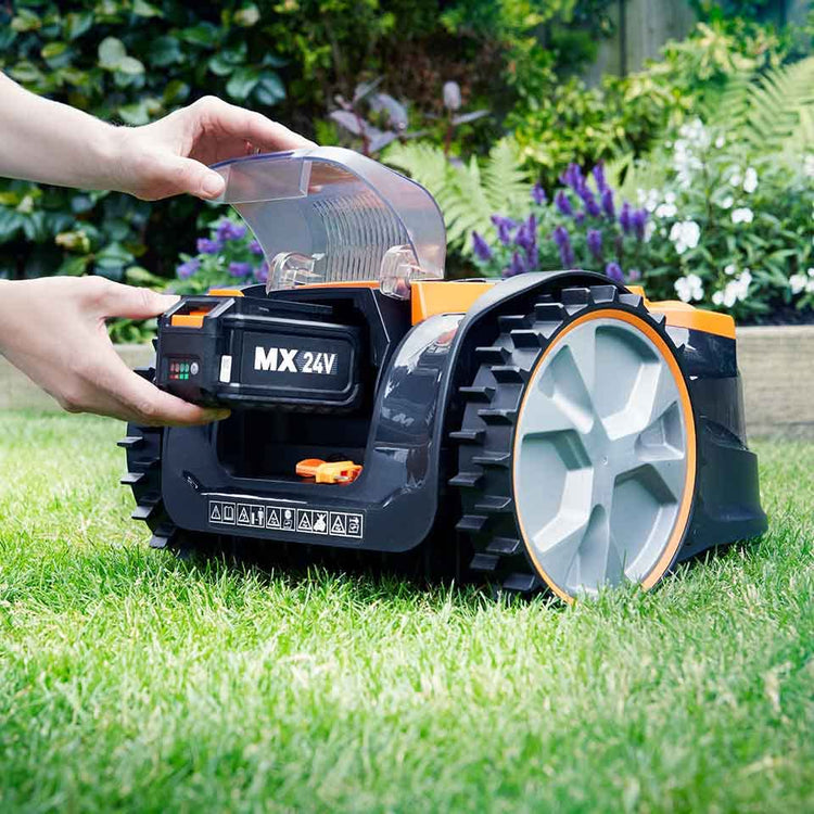 LawnMaster OcuMow 16 Vision Robot Lawnmower with Battery & Charger, 150m2