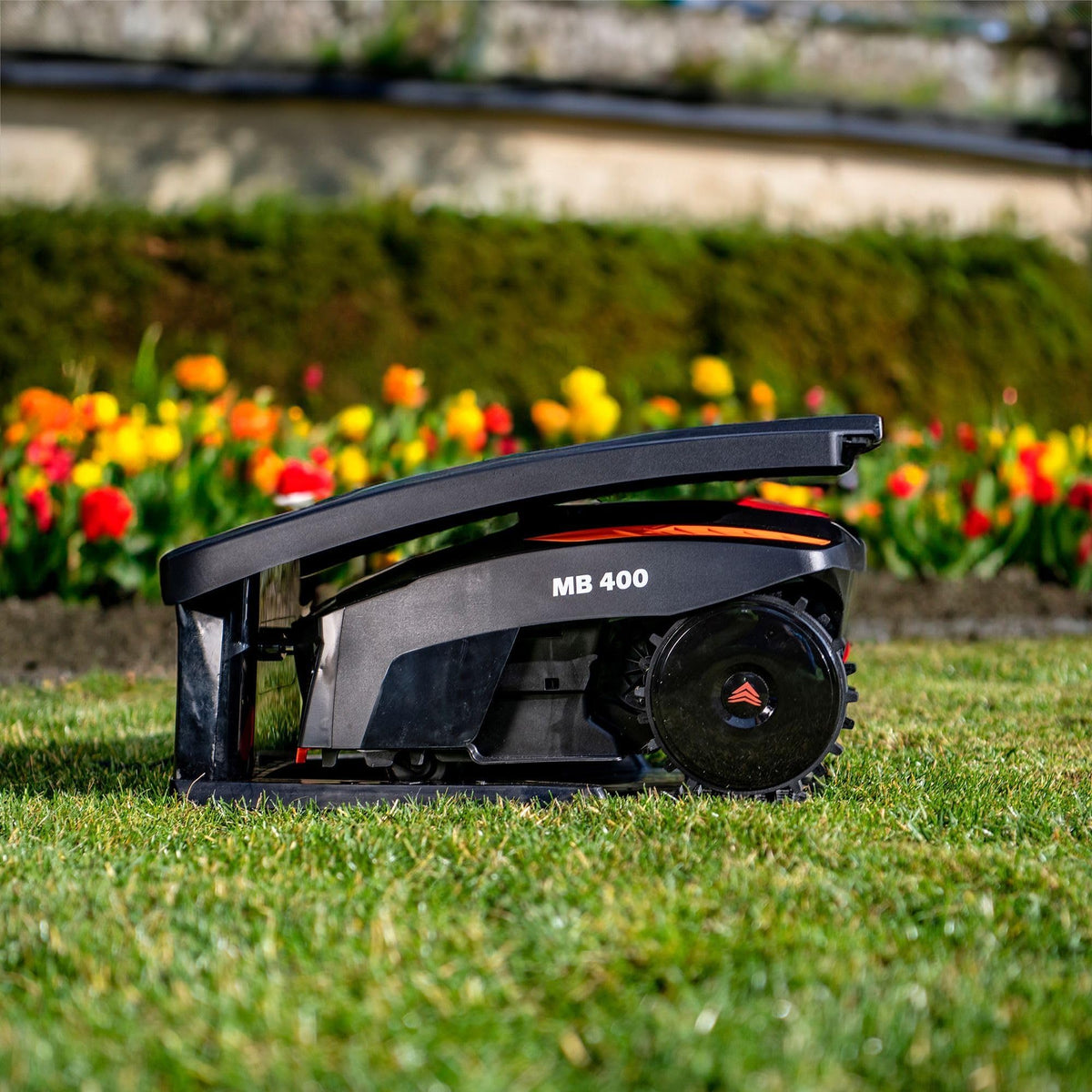 Yard Force MB400 Robotic Lawn Mower – 20V Lithium Battery, 16cm Adjustable Cutting Height 20–55mm, Bluetooth App Control, Ideal for Lawns up to 400m2