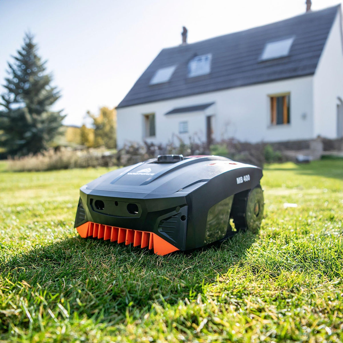 Yard Force MB400 Robotic Lawn Mower – 20V Lithium Battery, 16cm Adjustable Cutting Height 20–55mm, Bluetooth App Control, Ideal for Lawns up to 400m2