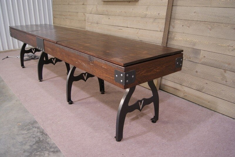 Venture Williamsburg 14' Shuffleboard Table