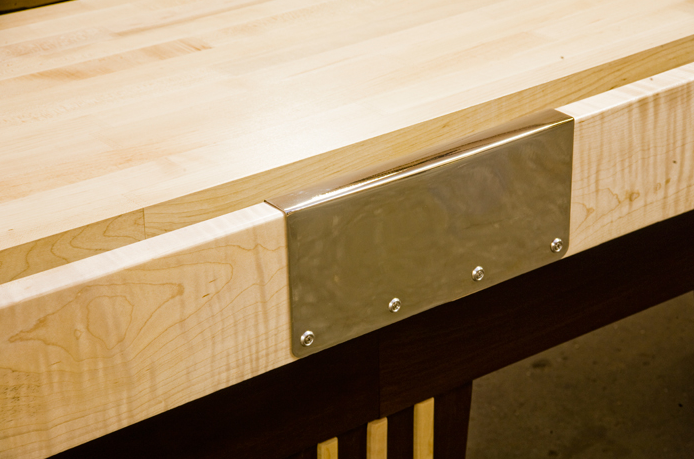 Venture Chicago 16' Shuffleboard Table