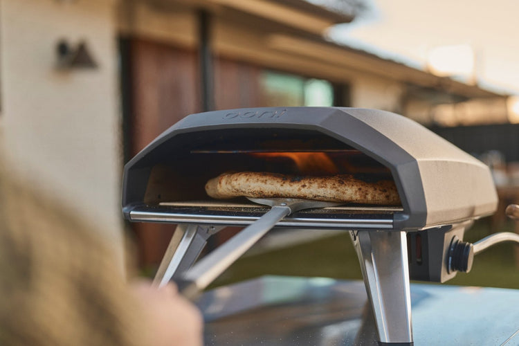 Ooni Koda 2 14′′ Pizza Oven in Black – 2nd Generation