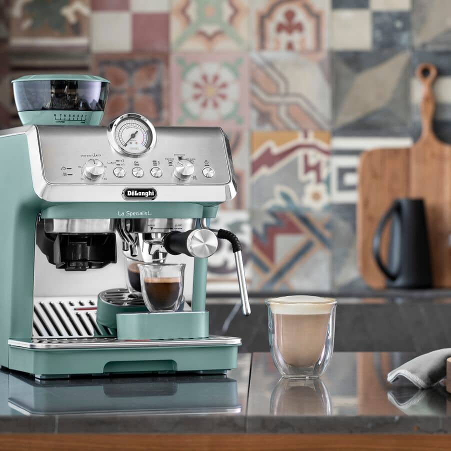 De'Longhi EC9155.GR La Specialista Arte Coffee Machine Green