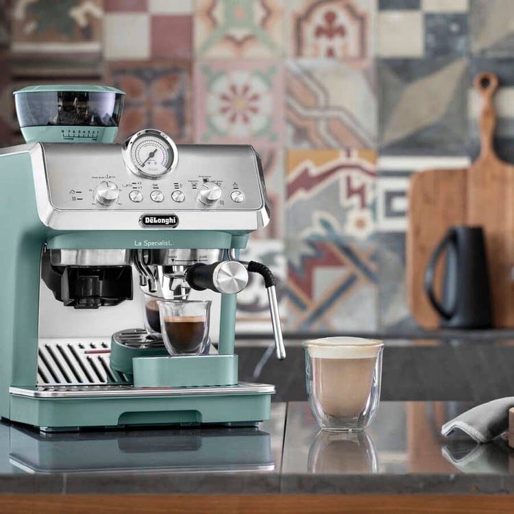 De'Longhi EC9155.GR La Specialista Arte Coffee Machine Green