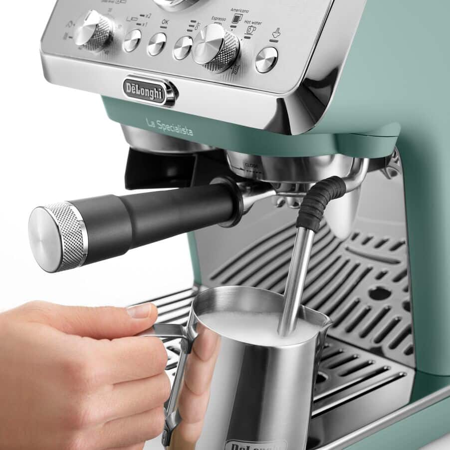 De'Longhi EC9155.GR La Specialista Arte Coffee Machine Green