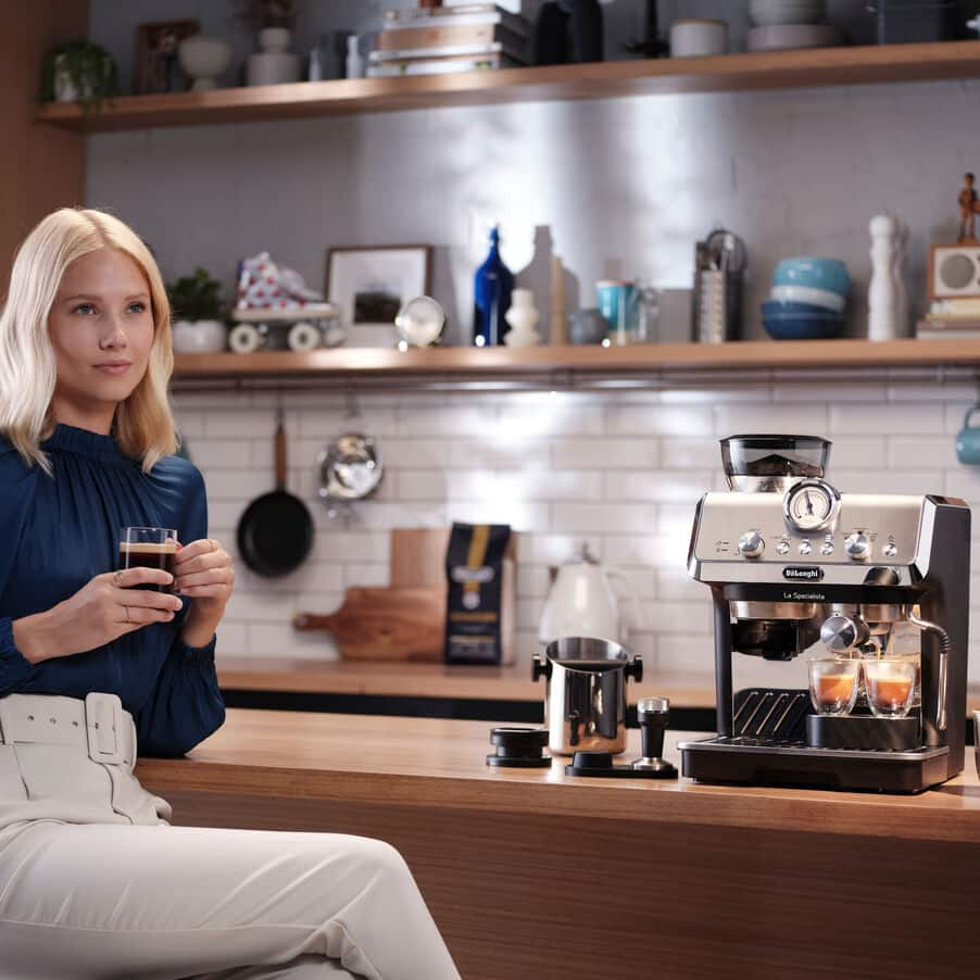 De'Longhi La Specialista Arte EC9155.MB Bean to Cup Coffee Machine Black