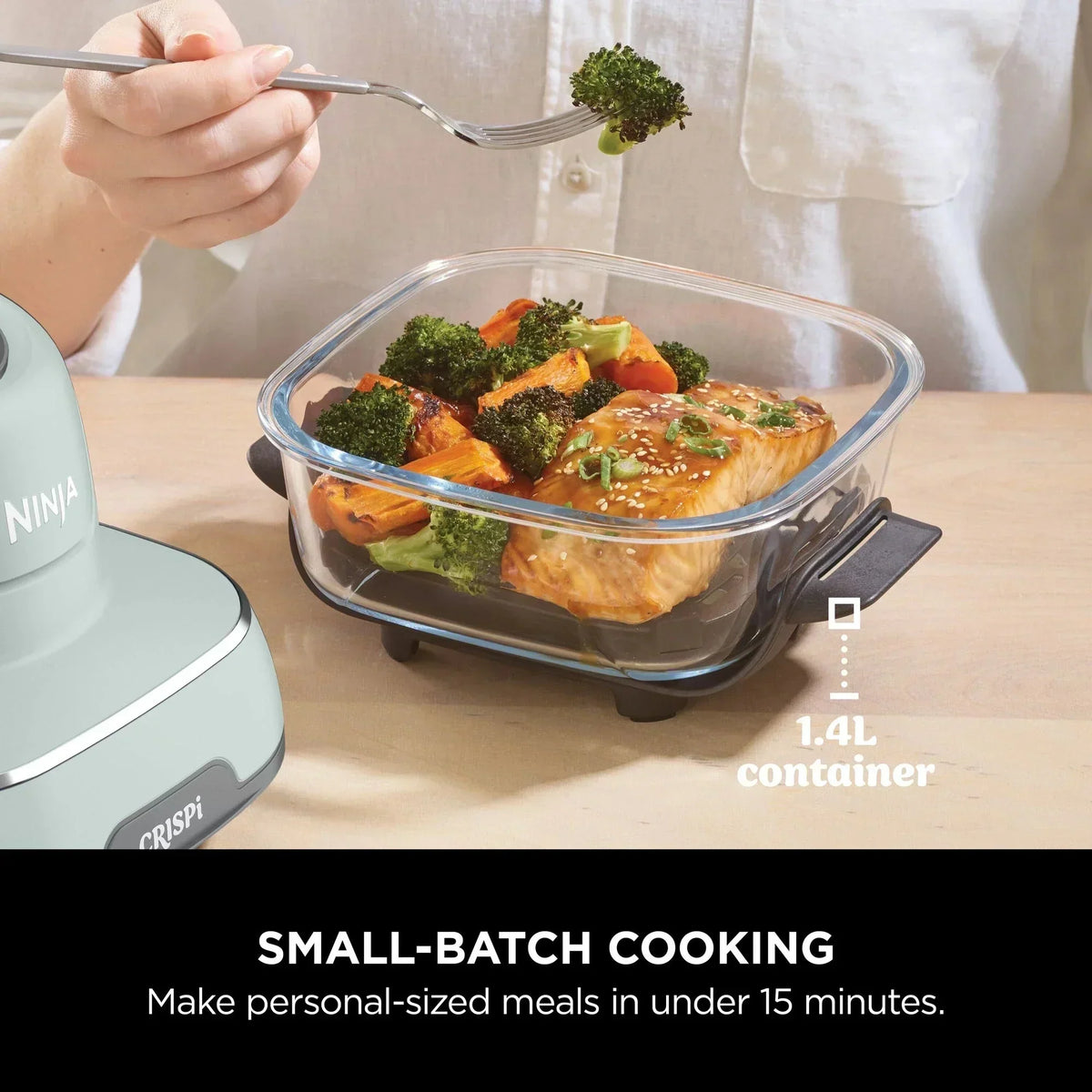 Ninja CRISPi FN101UKSG 4-in-1 Portable Glass Air Fryer 1700W Sage