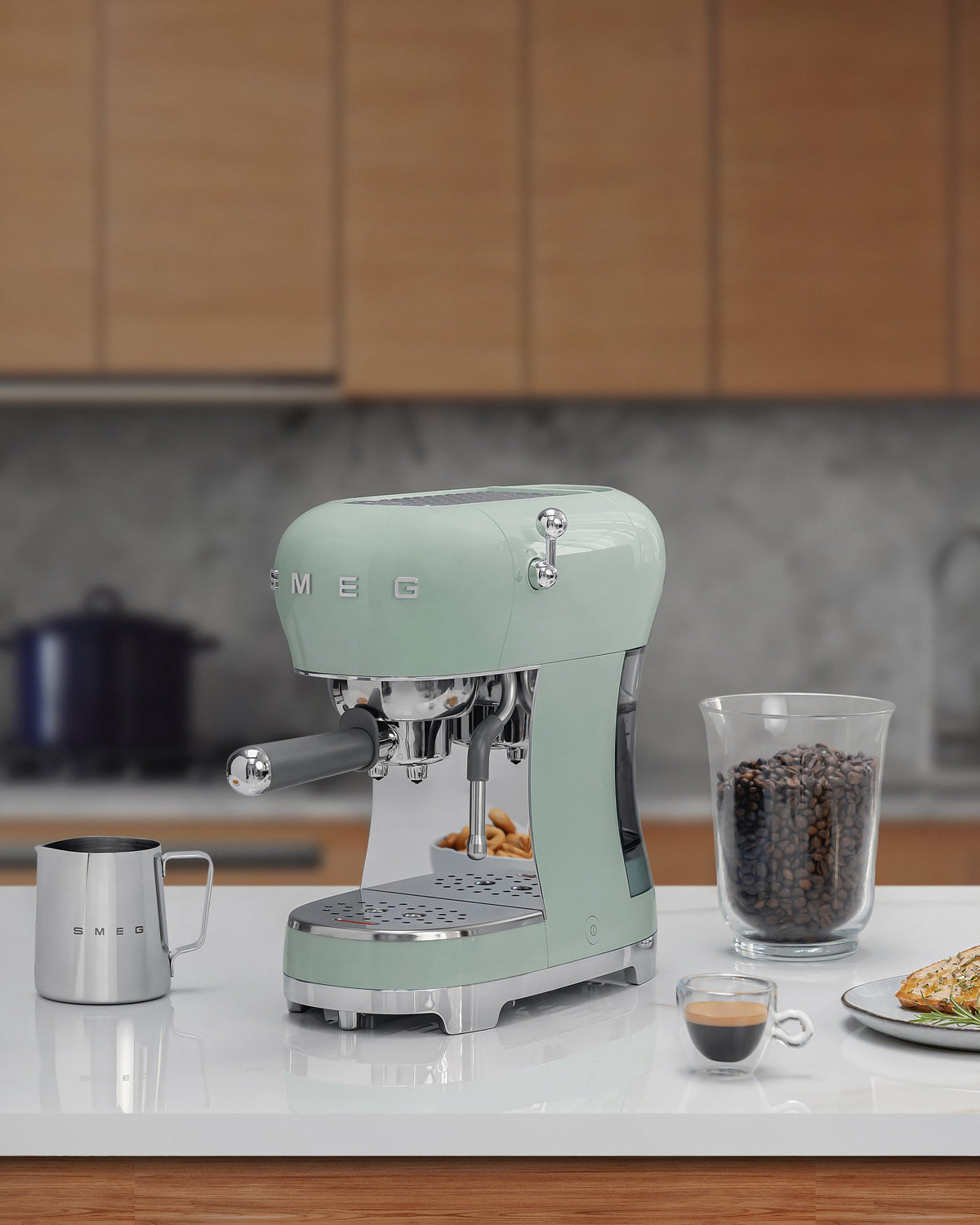 Smeg ECF02PGUK 50s Style Espresso Machine Pastel Green