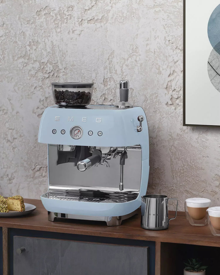 Smeg EGF03PBUK 50s Retro Style Espresso Machine 2.4L 1650W Pastel Blue