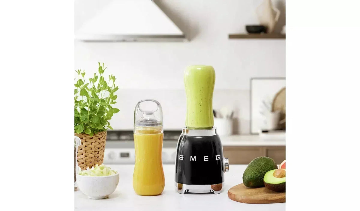 Smeg PBF01BLUK 50s Retro Style Personal Blender 0.6L 300W Black